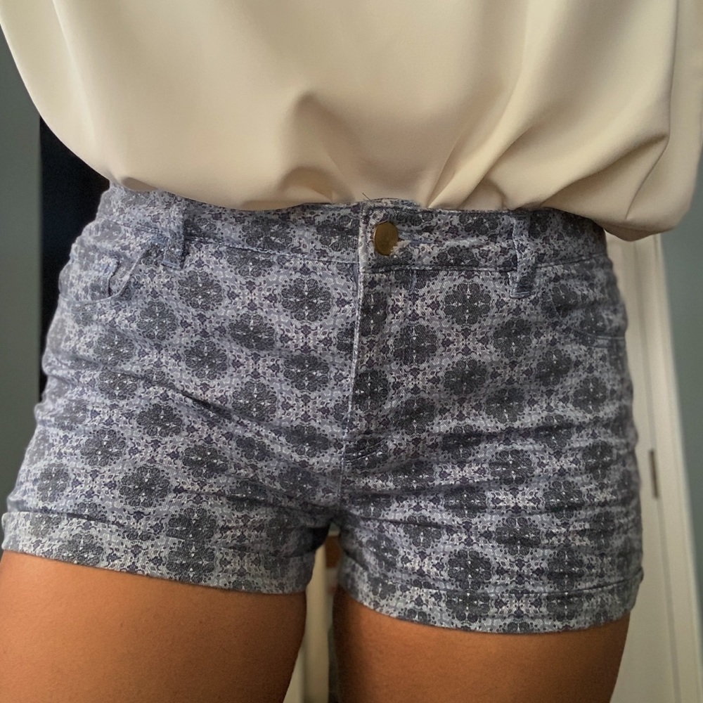 H&M Blue Printed Shorts